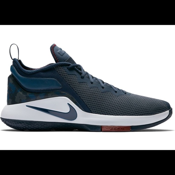 Nike Lebron Witness II in College Navy Team Red - Picture 2 of 5